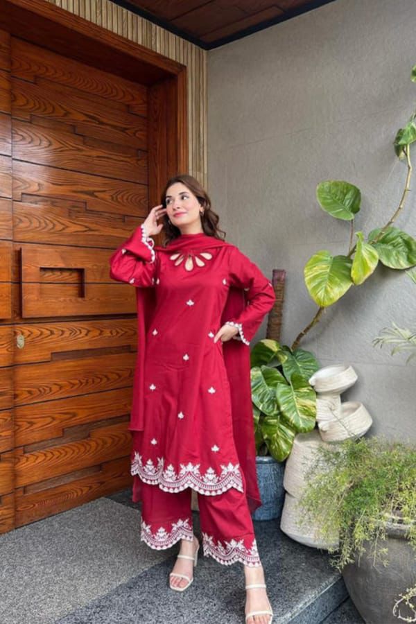 NEW ARRIVAL'S SUMMER LAWN COLLECTION 2025, BRAND NAME BAROQUE