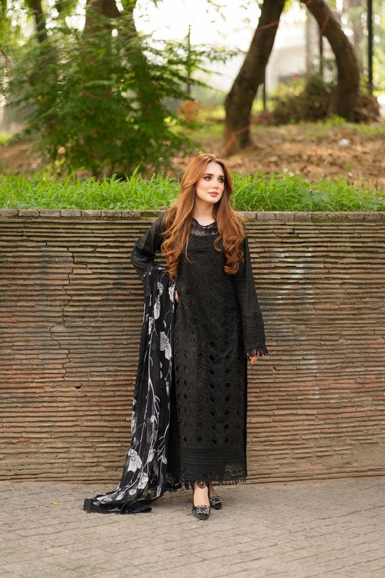 GARNET/ 3PC EMB HEAVY SUIT/ CHICKEN KARI/ LAWN