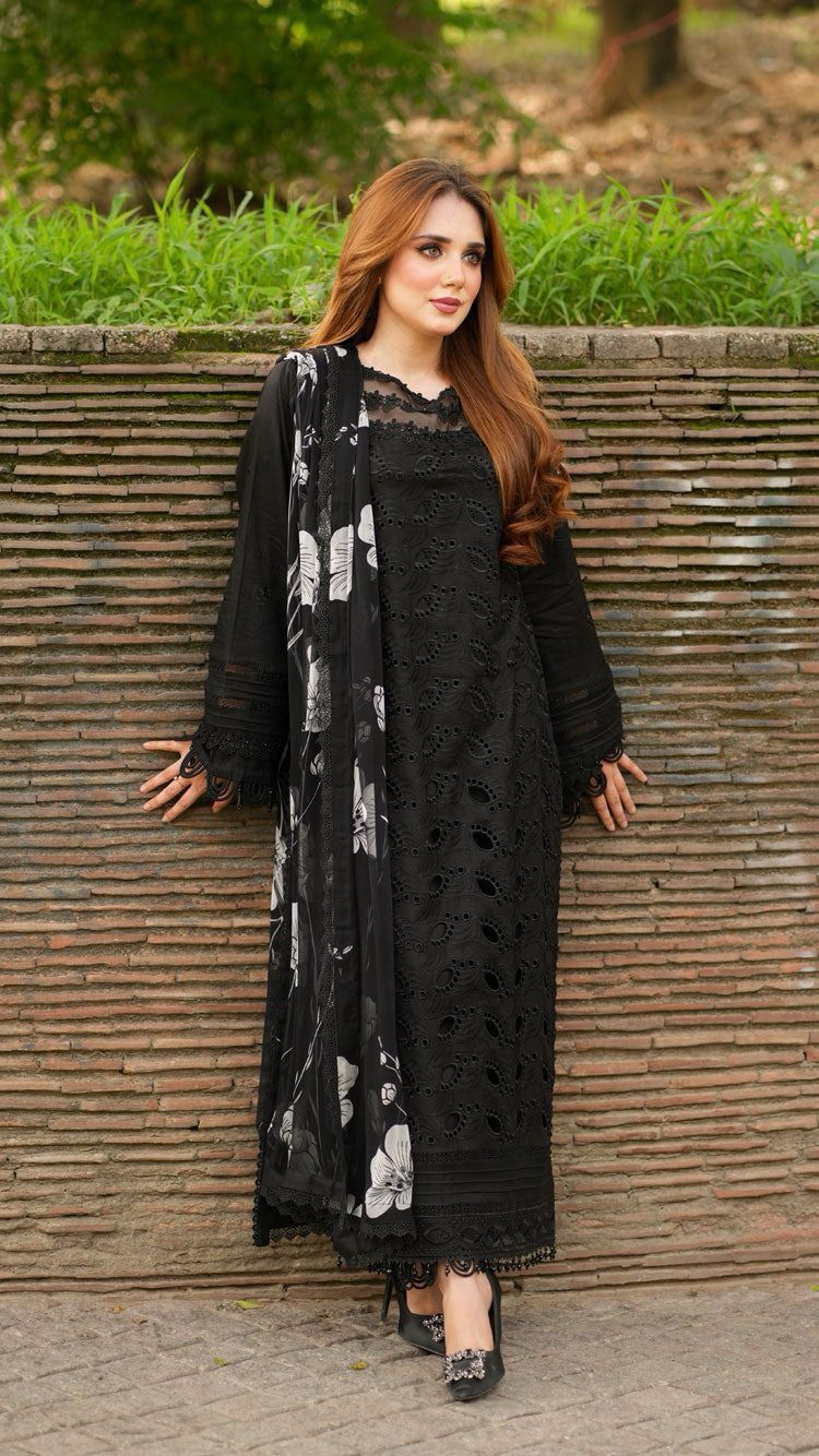 GARNET/ 3PC EMB HEAVY SUIT/ CHICKEN KARI/ LAWN