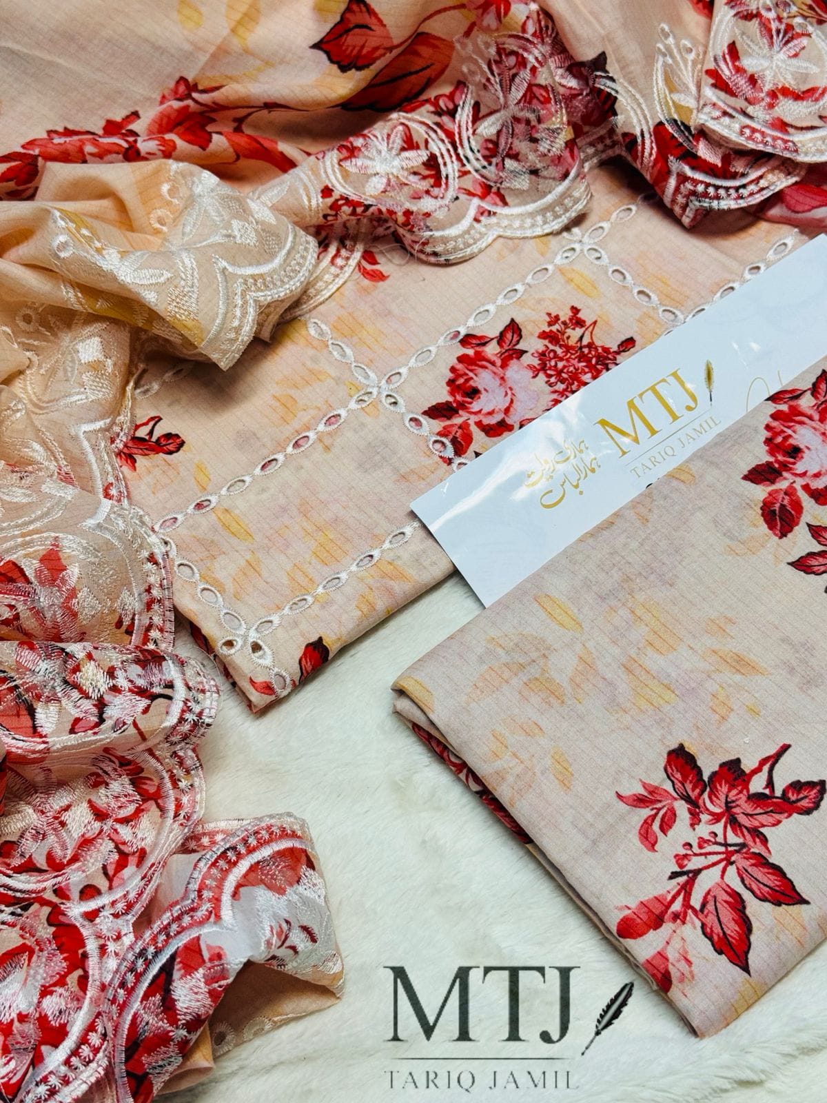 LAWN Best Quality BEST WORLD CLASS QUALITY STUFF