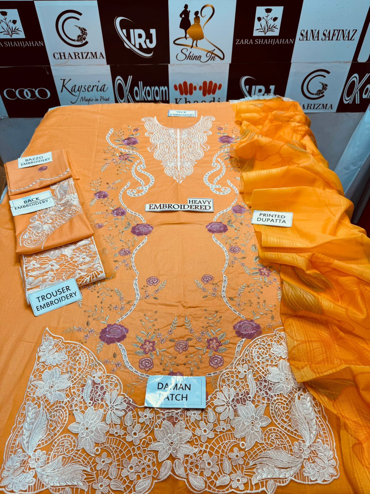 MUSHQ HEMLINE THE SECERATE GARDEN UNSTICHED LAWN 3PC SUIT- MOONLIT PETALS | MASTER REPLICA