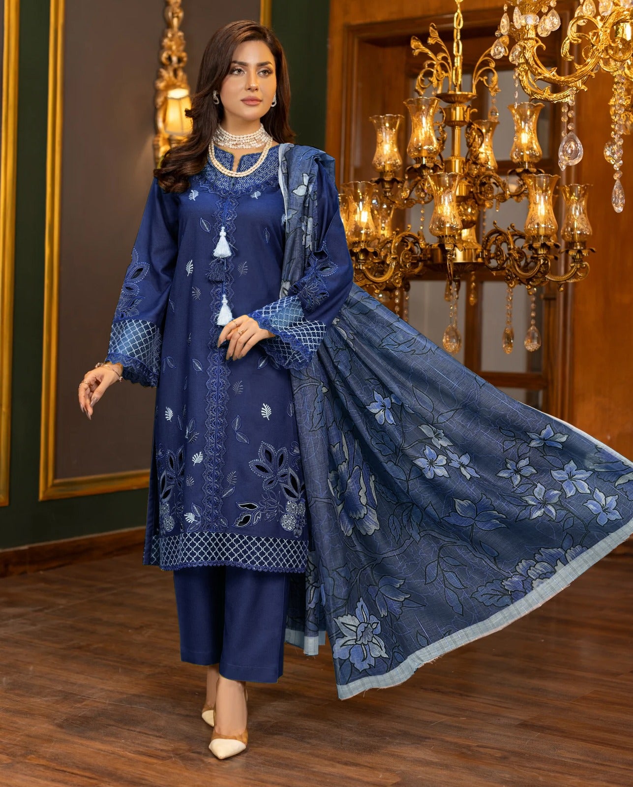 SHE EDGE 3 PC EMBROIDERED DHANAK SUIT