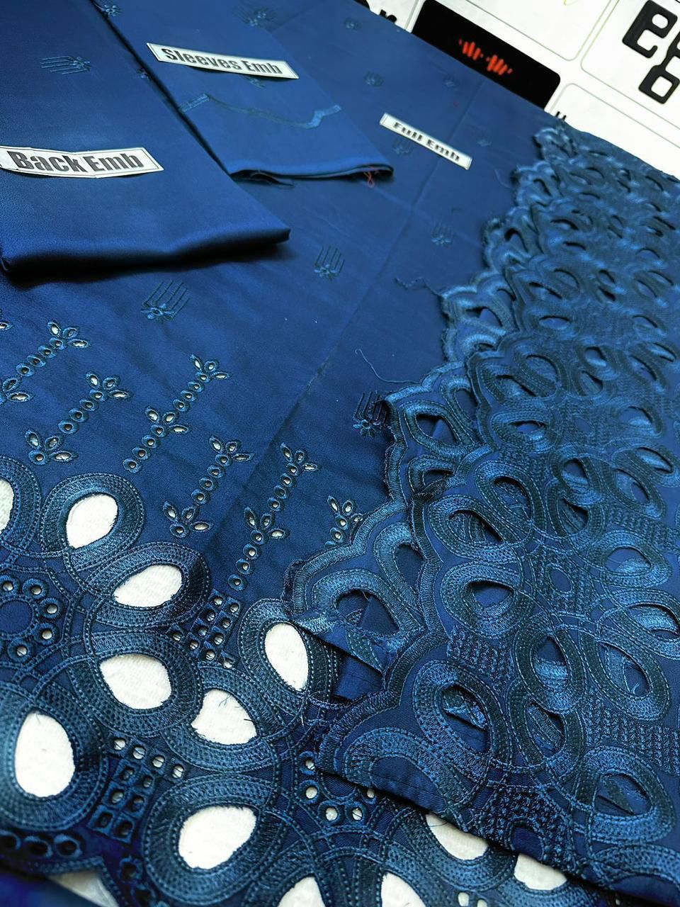 UNSTICHED BAREEZE DHANAK 3 PC EMBROIDERED LUXURY SUIT