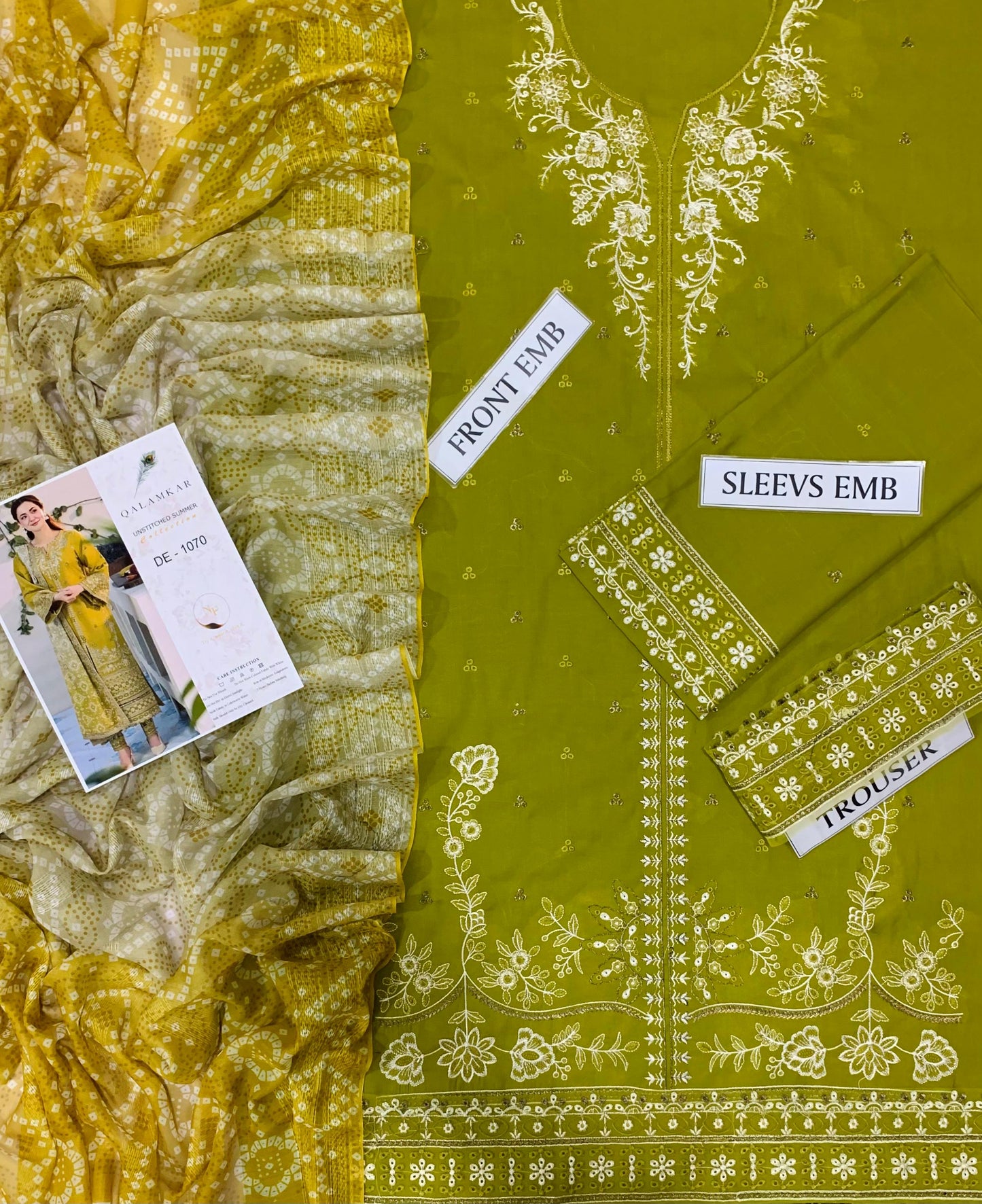 QALAMKAR LAWN 3 PC EMBROIDERED SUIT | LUXURY LAWN 3 PC EMBROIDERED