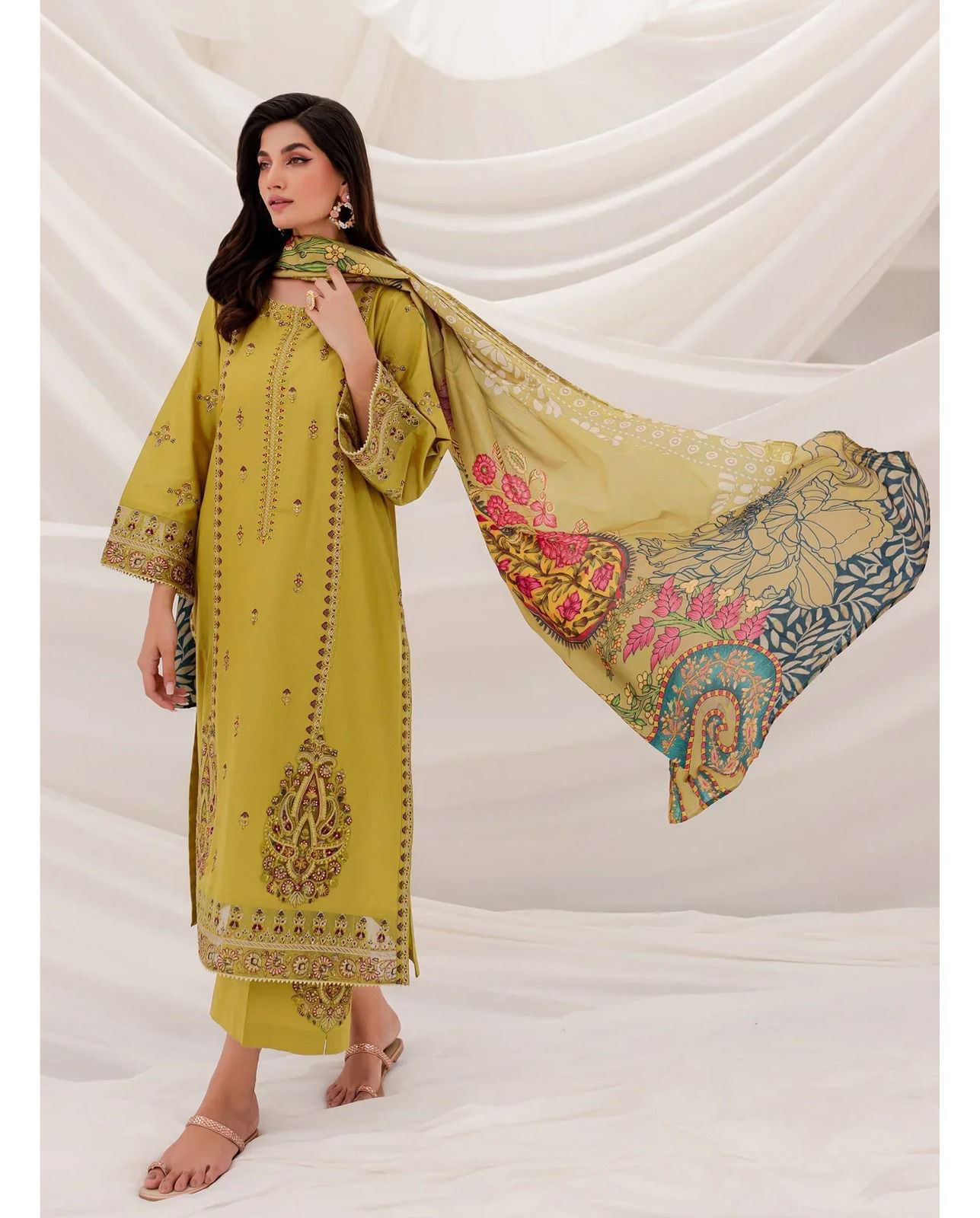 ASLING LAWN 3 PC EMBROIDERED SUIT | LUXURY 3 PC EMBROIDERED SUIT