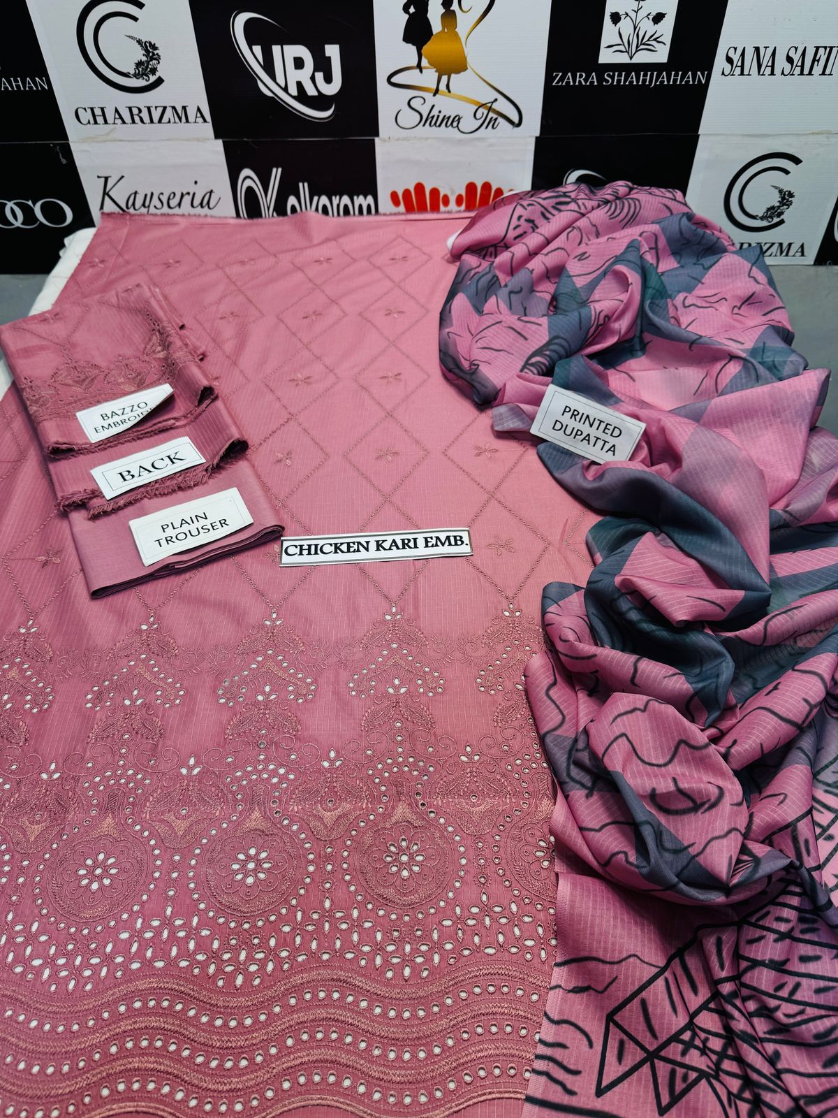 SAFWA/3PC EMB  BANADOR FULL HEAVY SUIT/3PC EMB CHIKEN KARI DAMAN