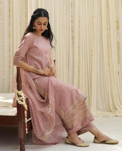 NEW ARRIVAL'S SUMMER LAWN COLLECTION 2025